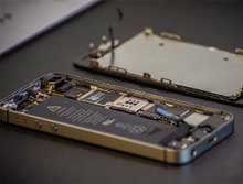 service-touch-screen-iphone